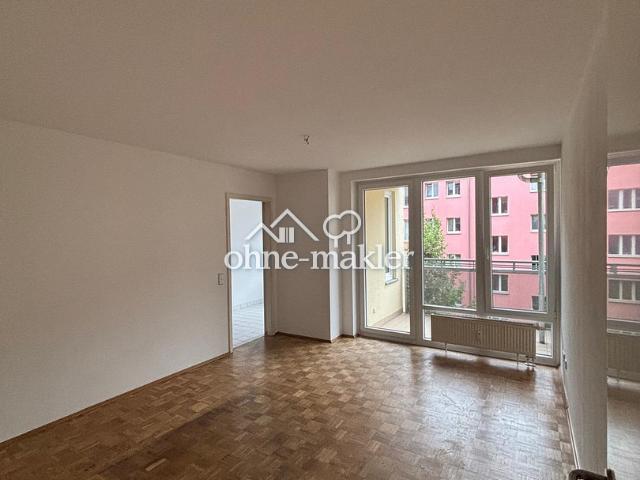 Apartment kaufen in Richard-Sorge-Viertel, Berlin