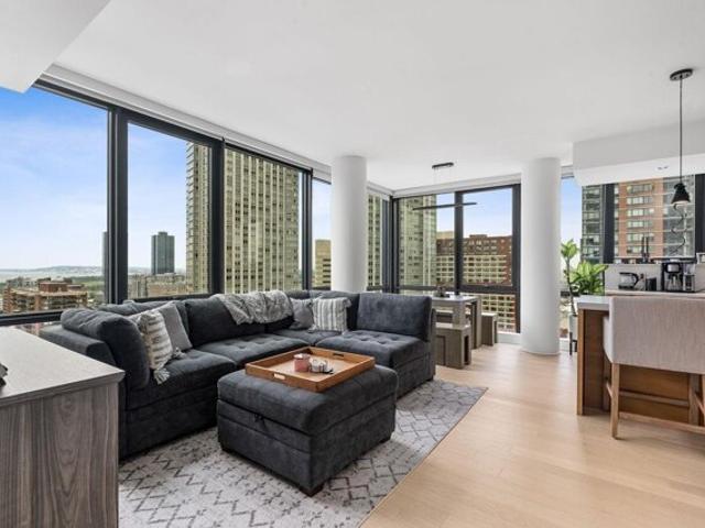 Condo for sale in Hudson, New Jersey