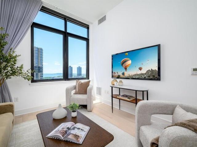 Condo for sale in Hudson, New Jersey