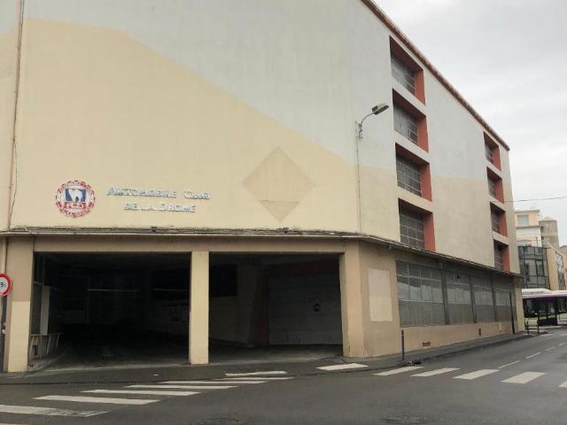 Garage location à Valence