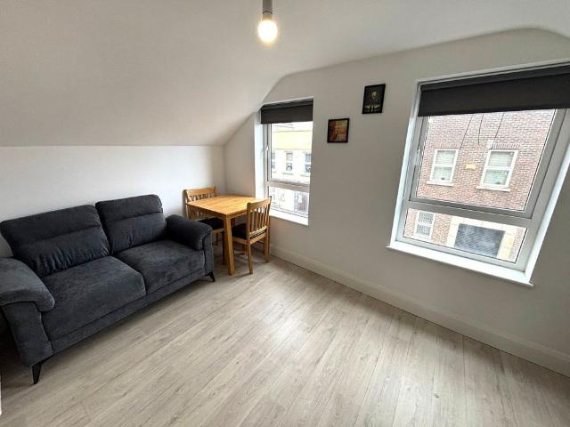 Apartment to rent in Bluebell, North Tipperary
