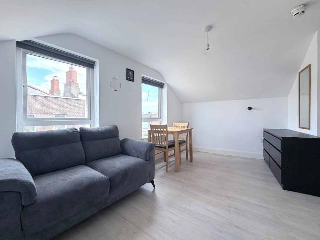 Apartment to rent in Bluebell, North Tipperary