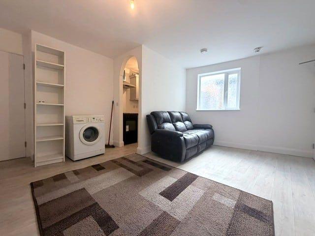 Apartment to rent in Bluebell, North Tipperary