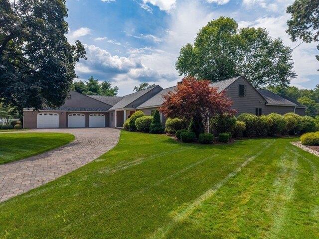 House for sale in Hampden, Massachusetts