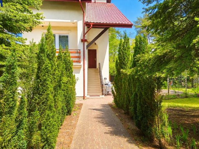 Dom na sprzedaż w Milanówek, Mazowieckie