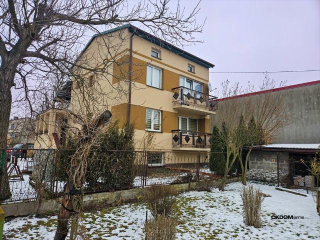 Dom na sprzedaż w Jędrzejów, Świętokrzyskie