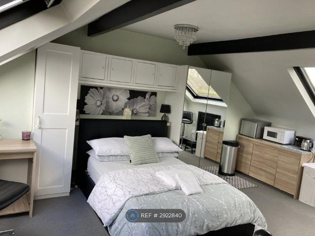 Room for rent in Banner Cross, Ecclesall