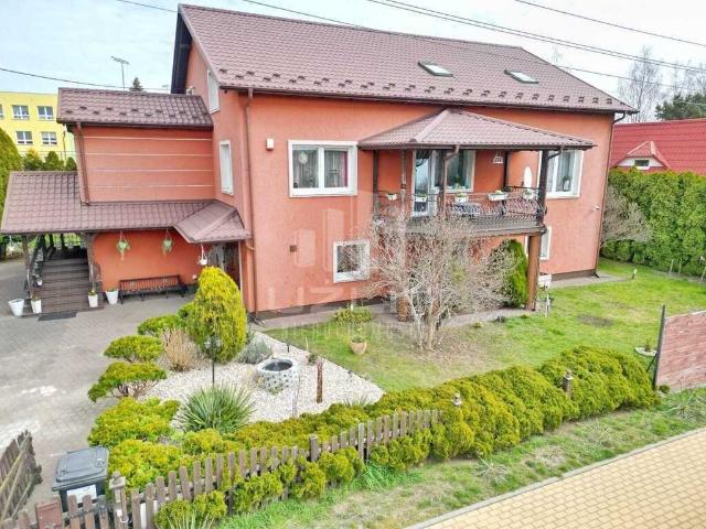 Dom na sprzedaż w Pszczółki, Pomorskie