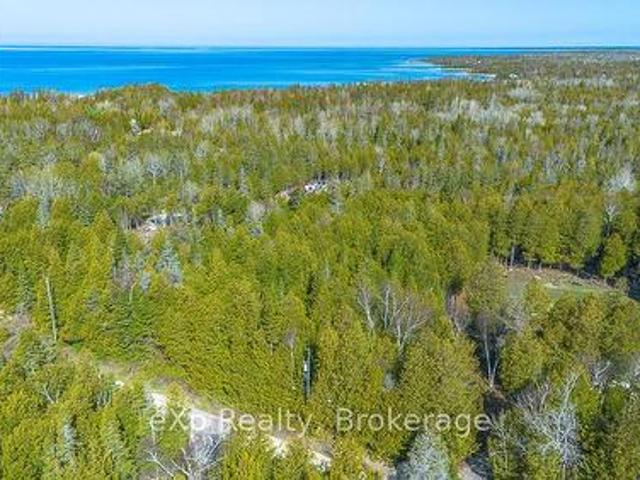 Land for sale in Ontario