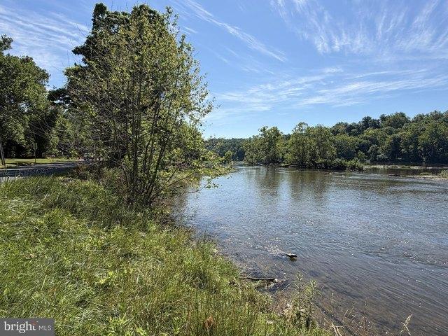Land for sale in Charles Town, West Virginia