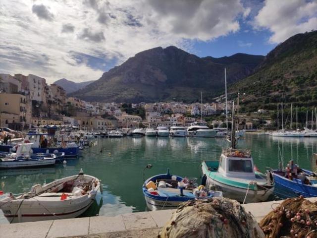 Locale Commerciale in vendita a Castellammare Del Golfo, Sicilia