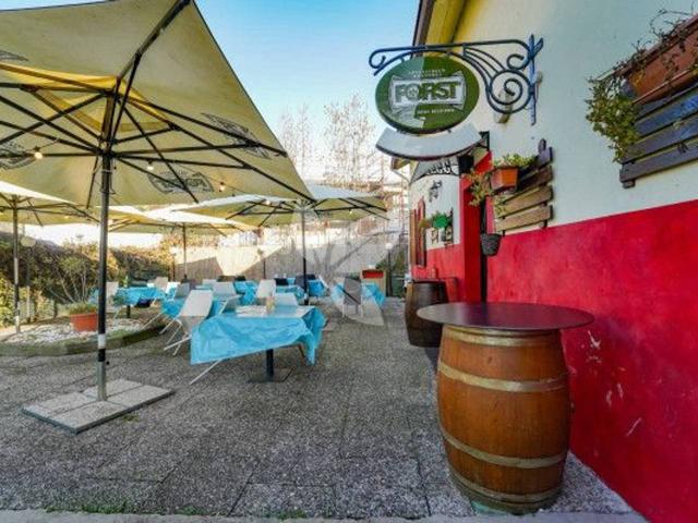 Locale Commerciale in vendita a Montechiarugolo, Reggio Emilia