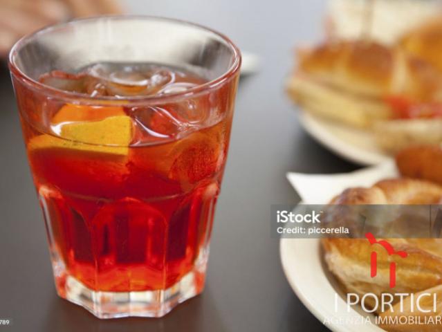 Locale Commerciale in vendita a Venezia