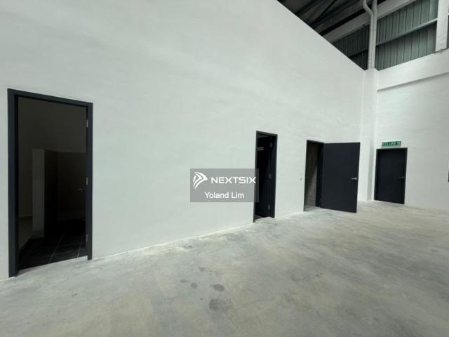 Warehouse for rent in Petaling, Subang Jaya