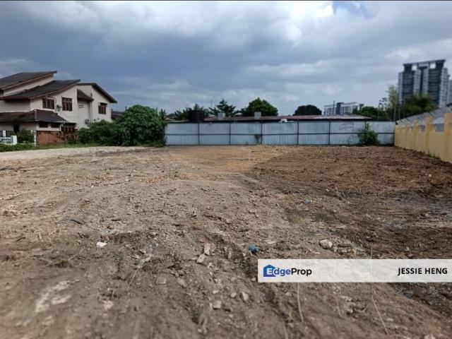 Shop for rent in Petaling, Subang Jaya