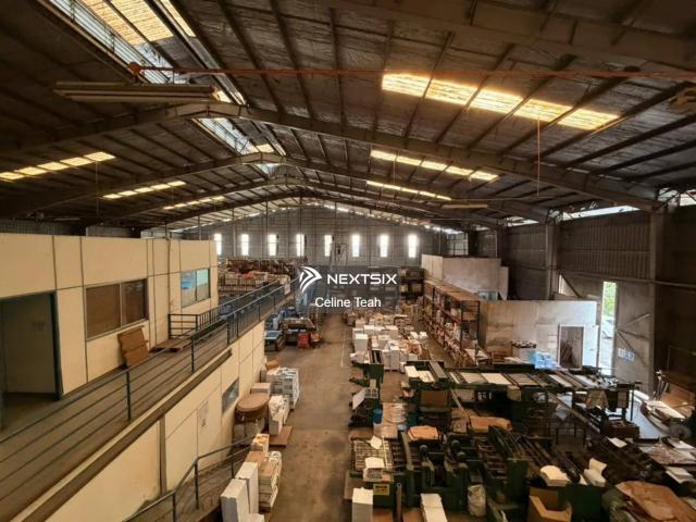 Shop for rent in Petaling, Subang Jaya