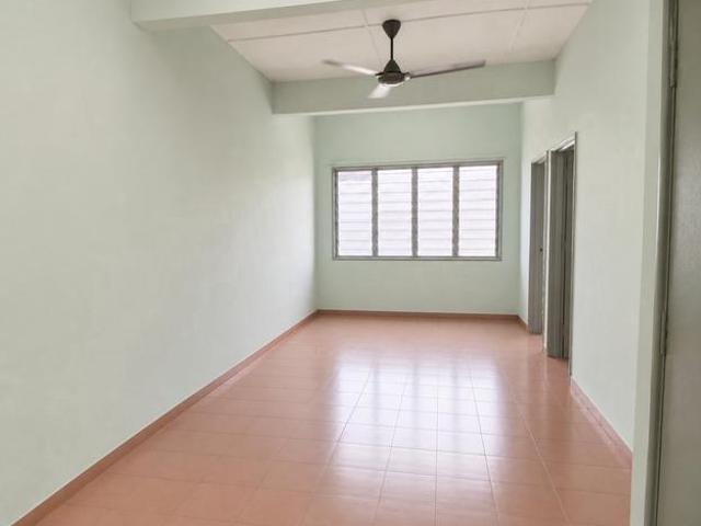 Apartment for sale in Petaling, Subang Jaya
