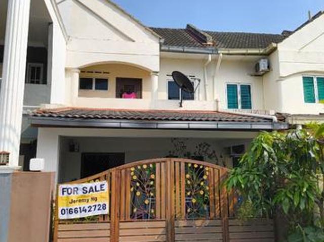 Terraced House for sale in Petaling, Subang Jaya