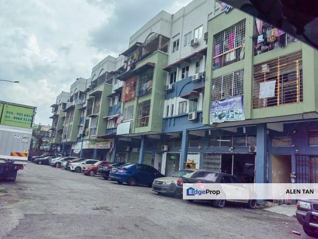 Condominium for sale in Petaling, Subang Jaya
