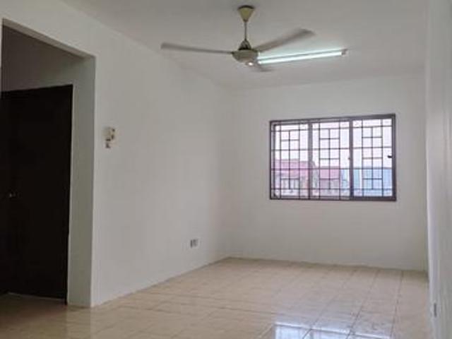 Apartment for sale in Petaling, Subang Jaya