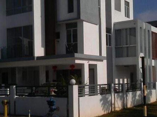 Room for rent in Petaling, Subang Jaya