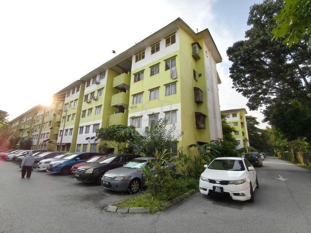 Flat for sale in Petaling, Subang Jaya