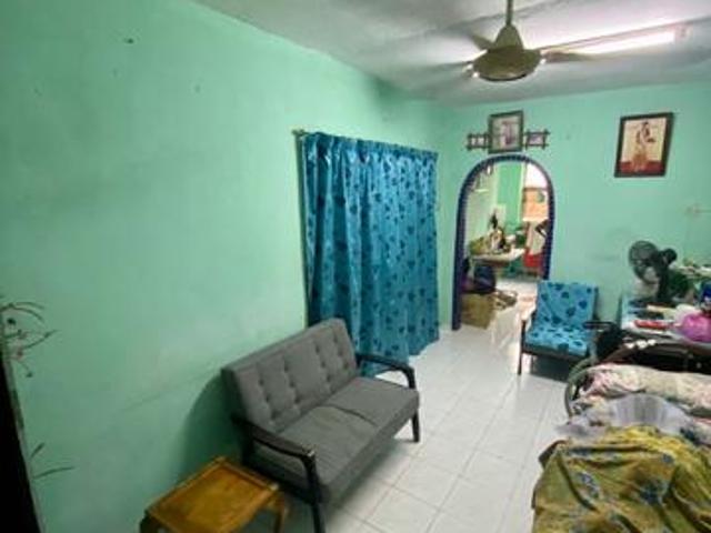 Flat for sale in Petaling, Subang Jaya
