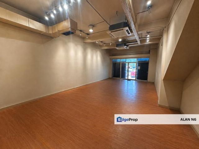 Shop for rent in Petaling, Subang Jaya