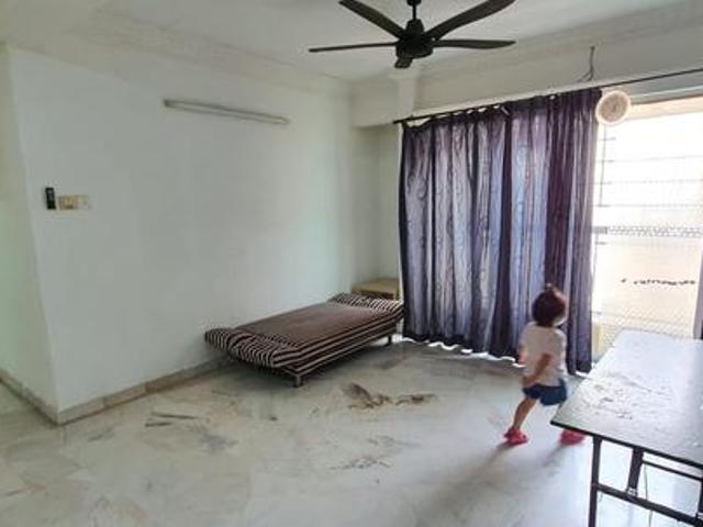 Apartment for sale in Bandar Kinrara, Majlis Bandaraya Subang Jaya