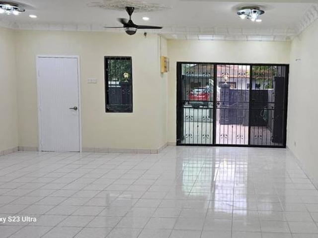Terraced House for rent in Petaling, Subang Jaya
