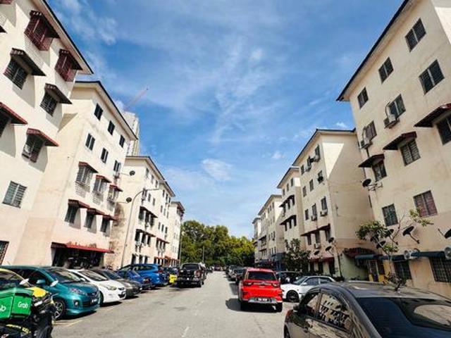 Apartment for sale in Petaling, Subang Jaya