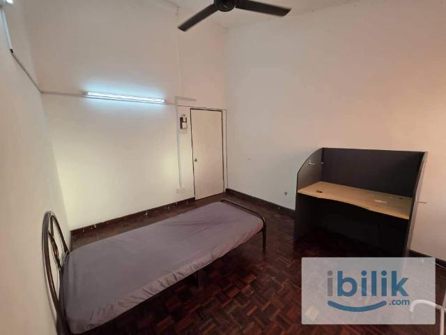 Room for rent in Petaling, Subang Jaya