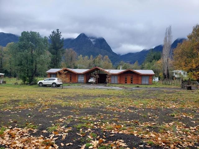 Pucón, Al lado del eltit/al lado del lider