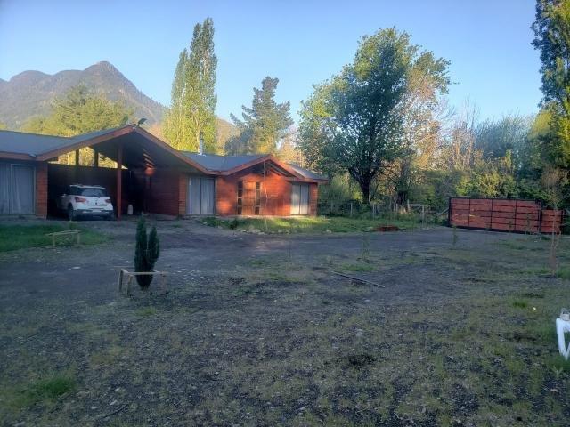 Pucón, Al lado del eltit/al lado del lider