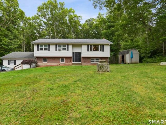 House for sale in Mansfield Center, Connecticut