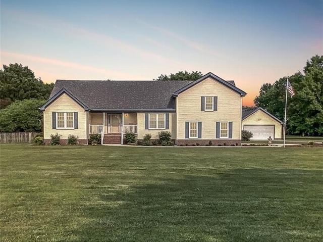 House for sale in Moyock