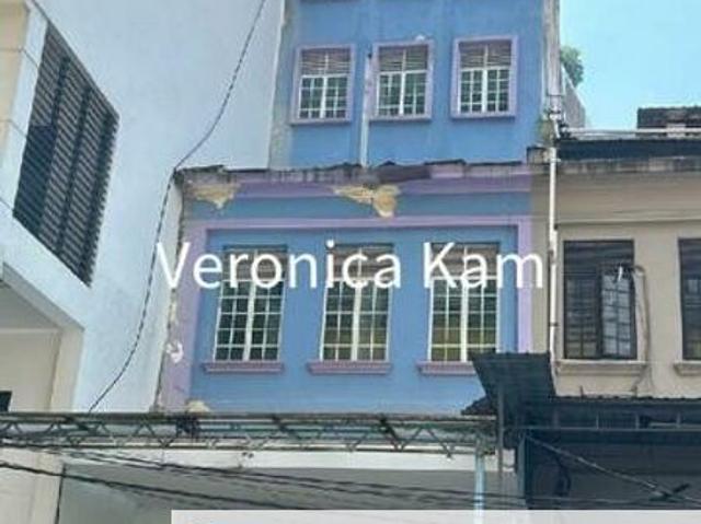 Shop for sale in Country Heights Damansara, Kuala Lumpur