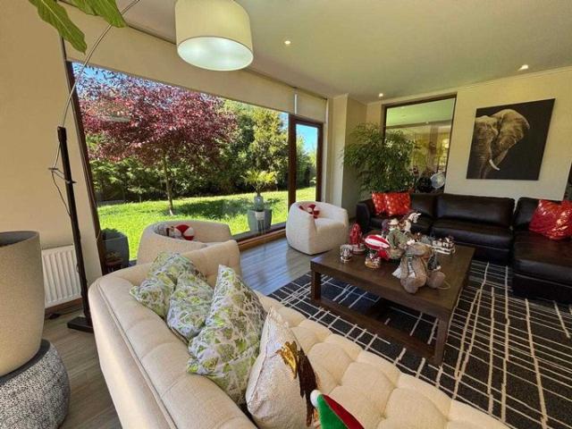 Puerto Montt, Hogar Luminoso en Tranquilo Entorno 140581