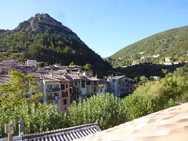 Appartement vente à Nice, Puget-théniers