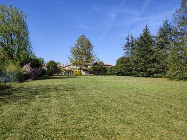 Terrain vente à France métropolitaine, Pugnac