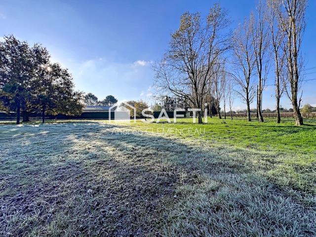 Terrain vente à France métropolitaine, Pugnac