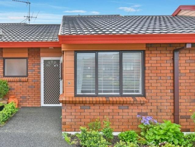 House for rent in Awhitu