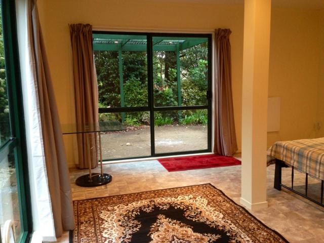 Apartment for rent in Awhitu, Oroua County