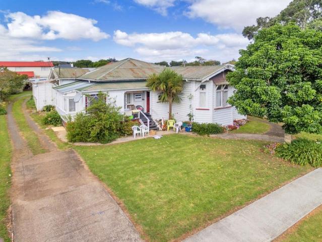 House for rent in Awhitu