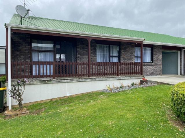 House for rent in Awhitu, Oroua County