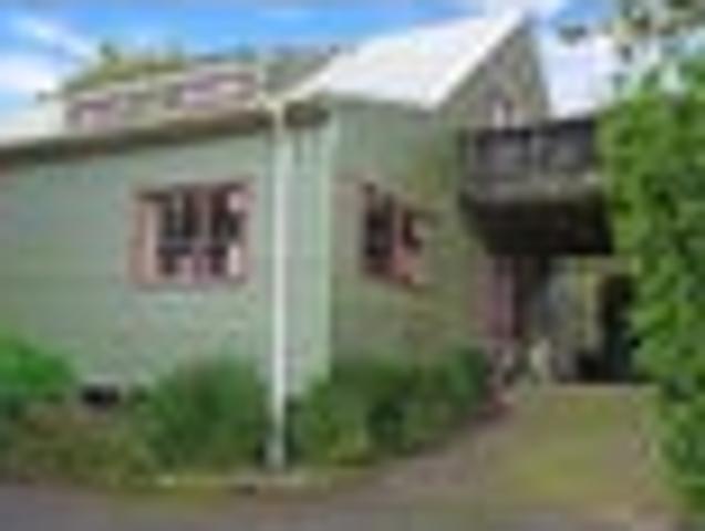 House for rent in Awhitu