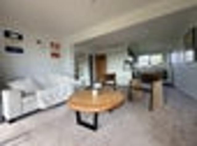 Apartment for rent in Awhitu, Oroua County