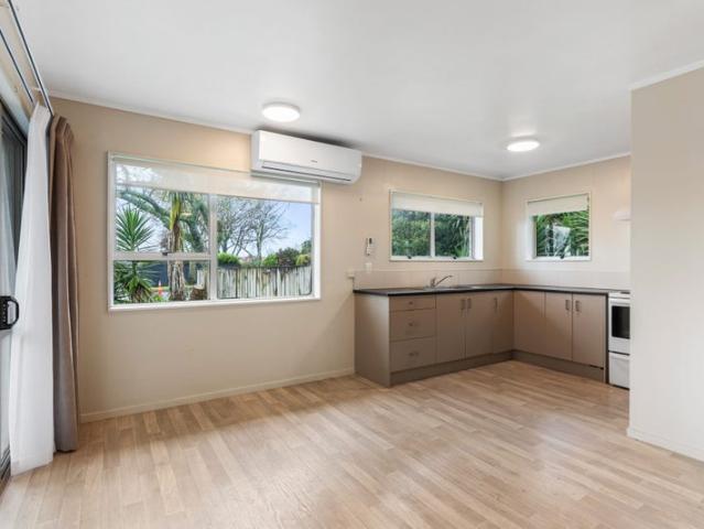 Apartment for rent in Awhitu, Oroua County