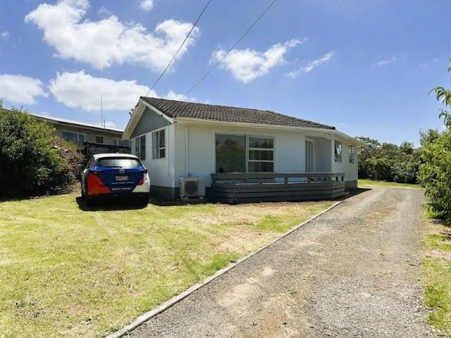 House for rent in Awhitu, Oroua County