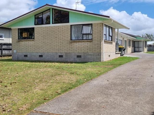 Apartment for rent in Awhitu